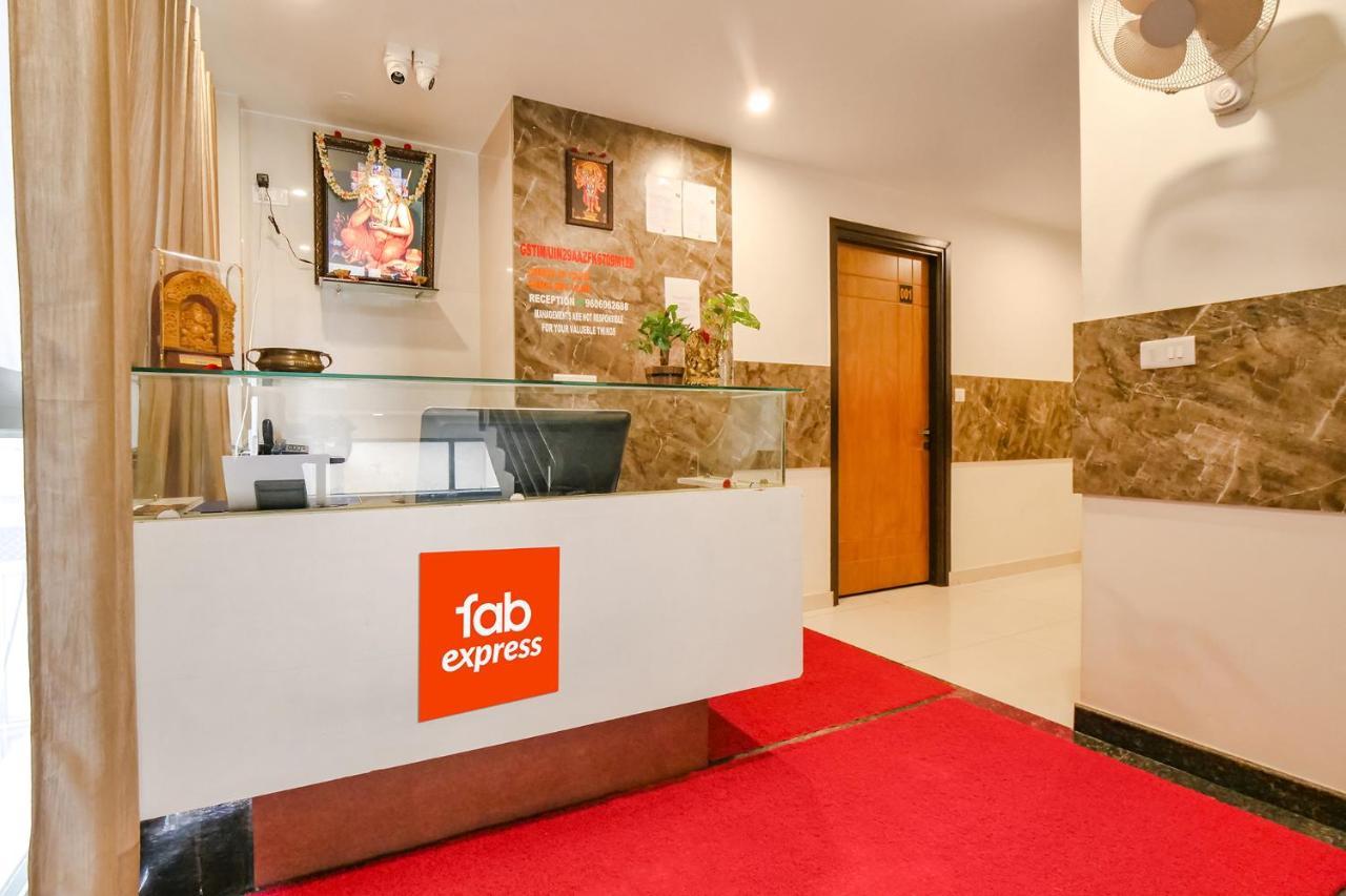 Fabexpress Krishna Suites Mysore Extérieur photo