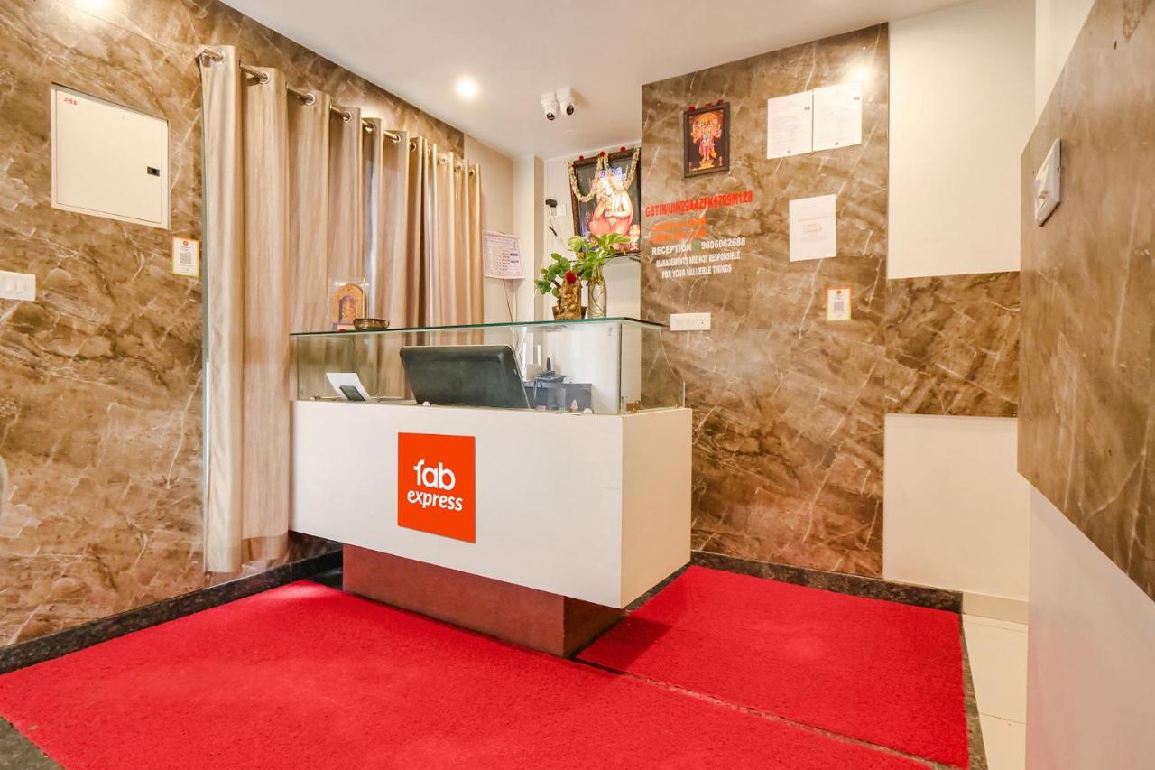 Fabexpress Krishna Suites Mysore Extérieur photo